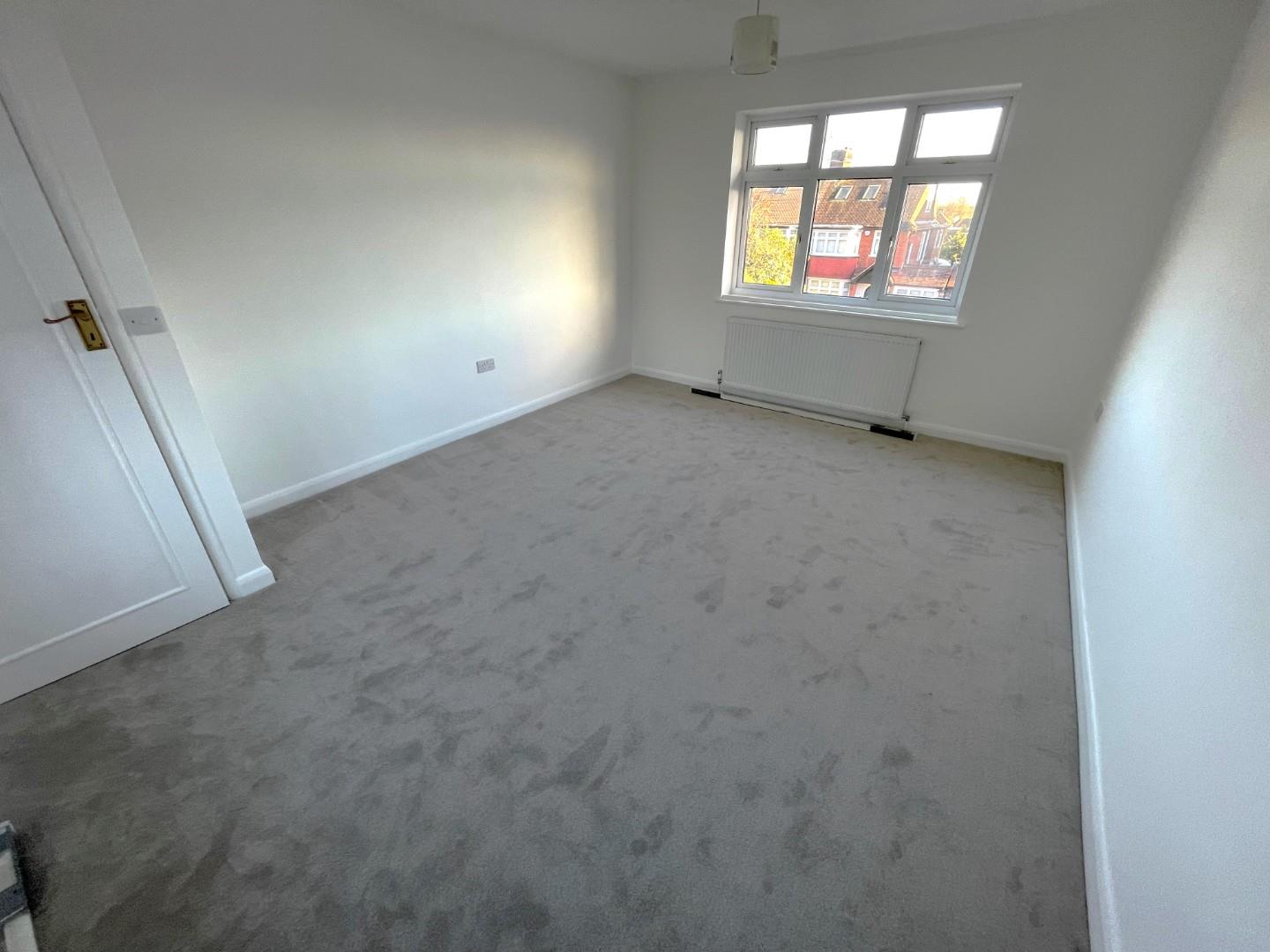 Glenmere Avenue, Mill Hill
